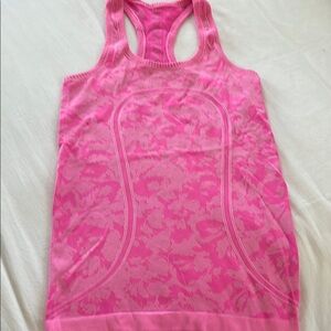 Lululemon hot Pink Patterned racer back tank size 2
